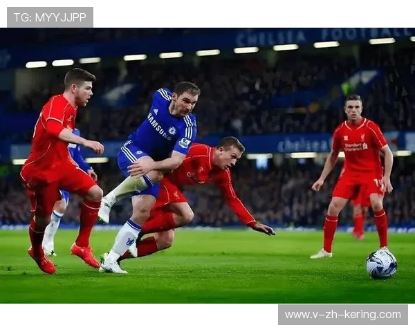 切尔西边路传中与无球跑动训练：打造攻防一体的边路战术革新